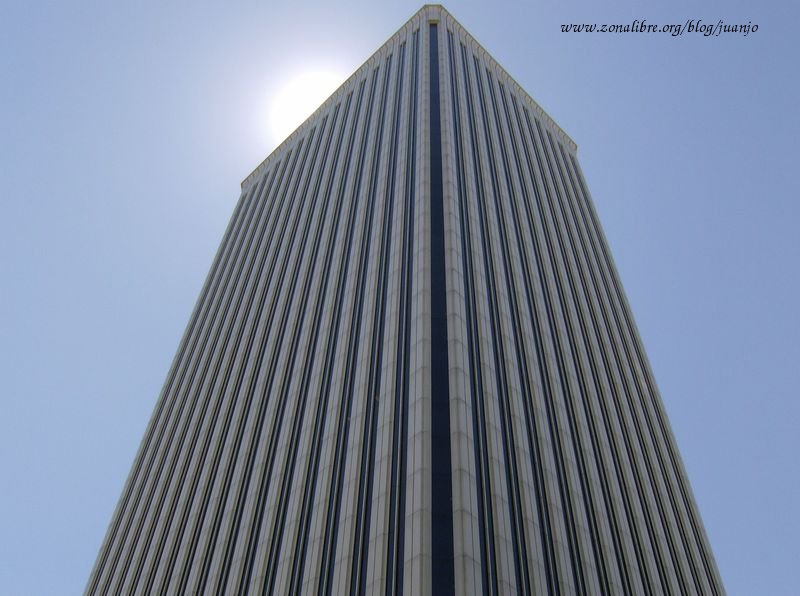 photoblog_3-Torre_Picasso_Madrid.jpg